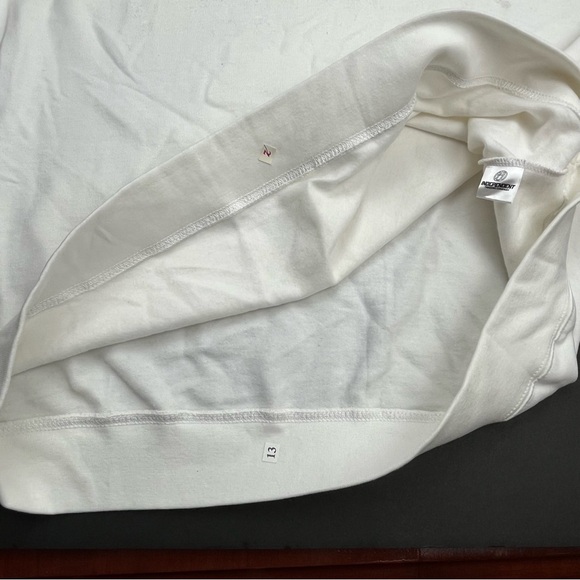 Taylor Swift Midnights White Long Sleeve Womens Sweatshirt Size 3XL Tour *FLAWED - Picture 10 of 13